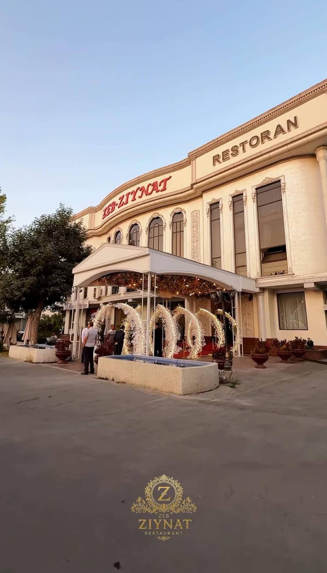 Zeb-Ziynat Restaurant