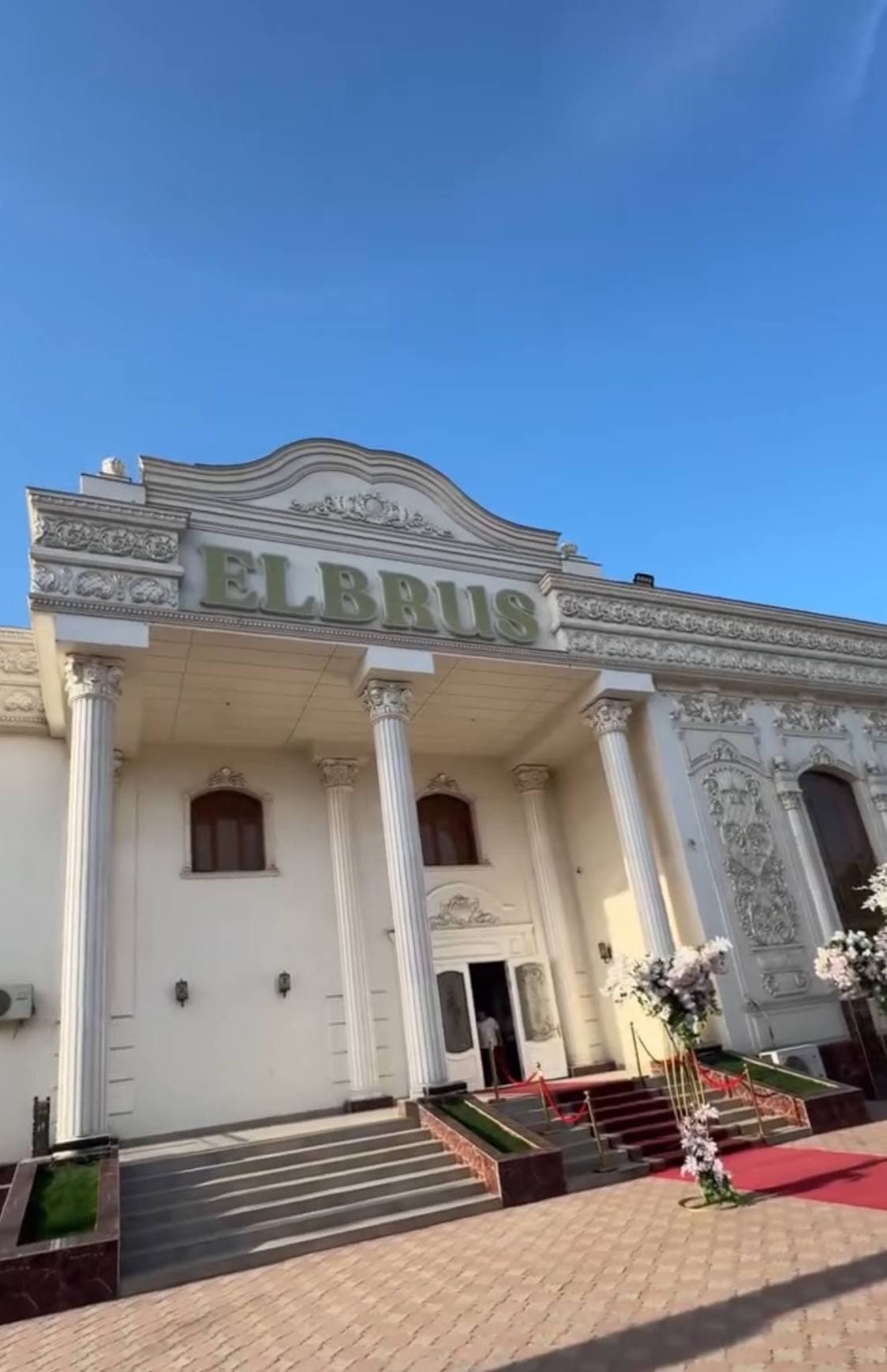 Elbrus Restarani