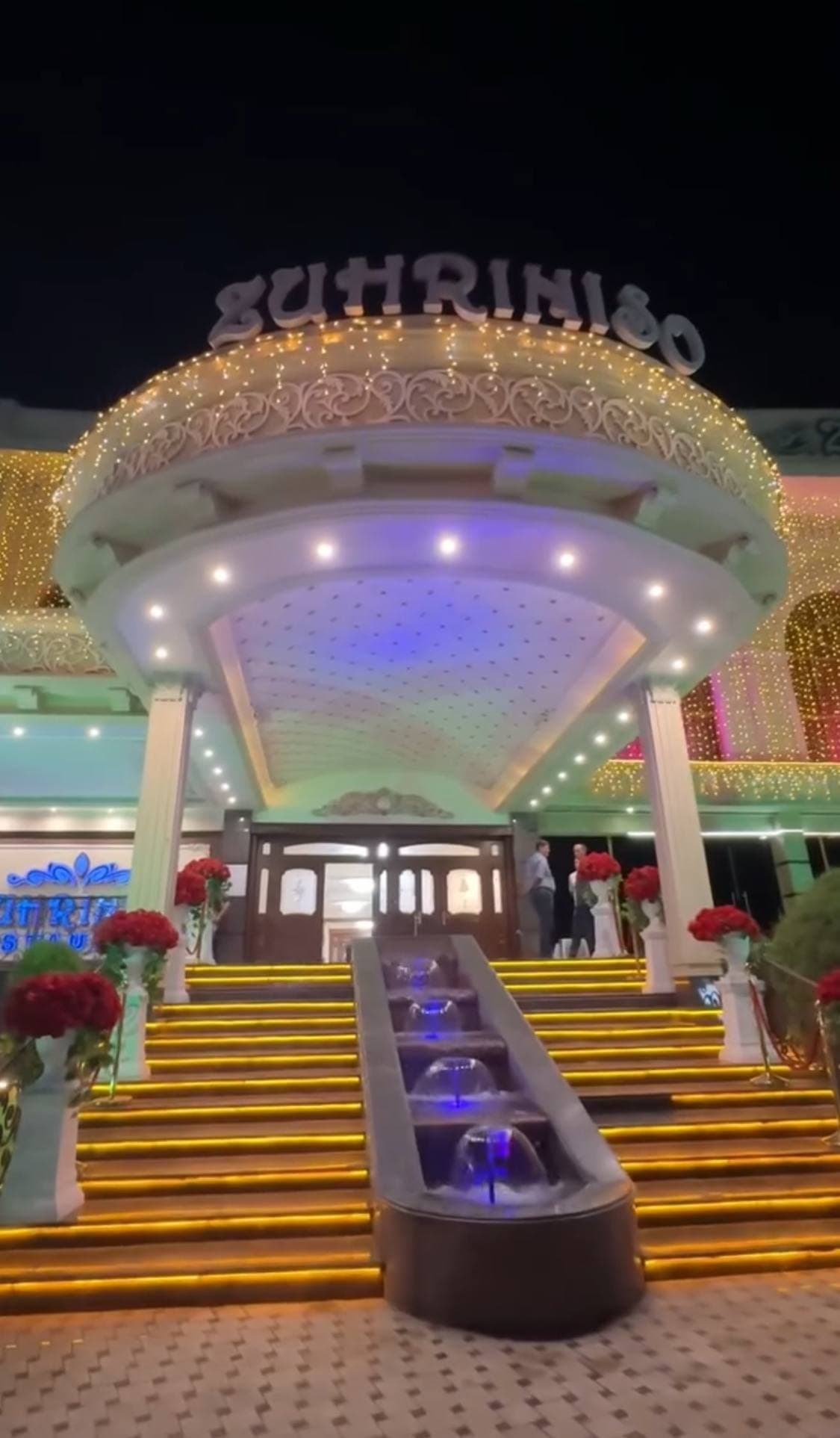 Zuhriniso Restaurant