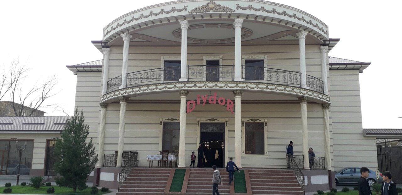 Diyor Restaurant