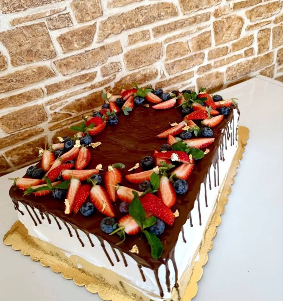 Robiya Cake