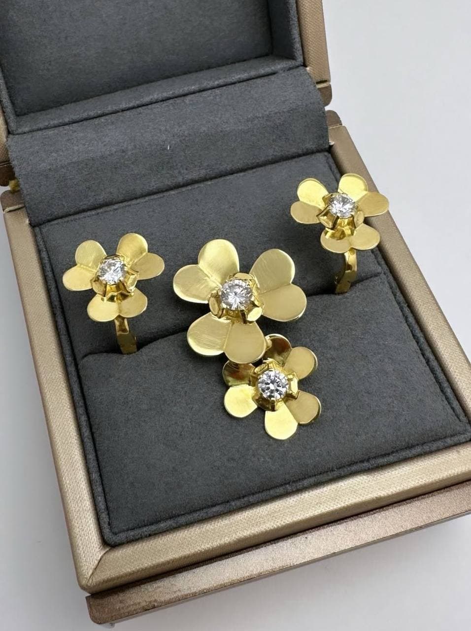 Romantic JEWELRY