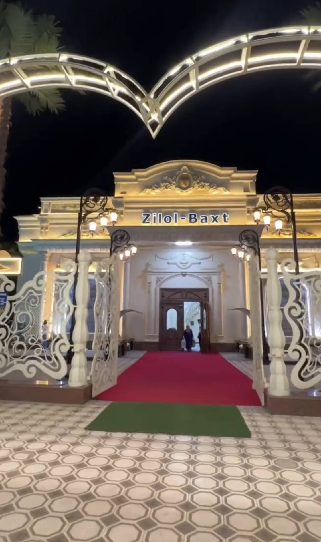 Zilol Baxt Restaurant