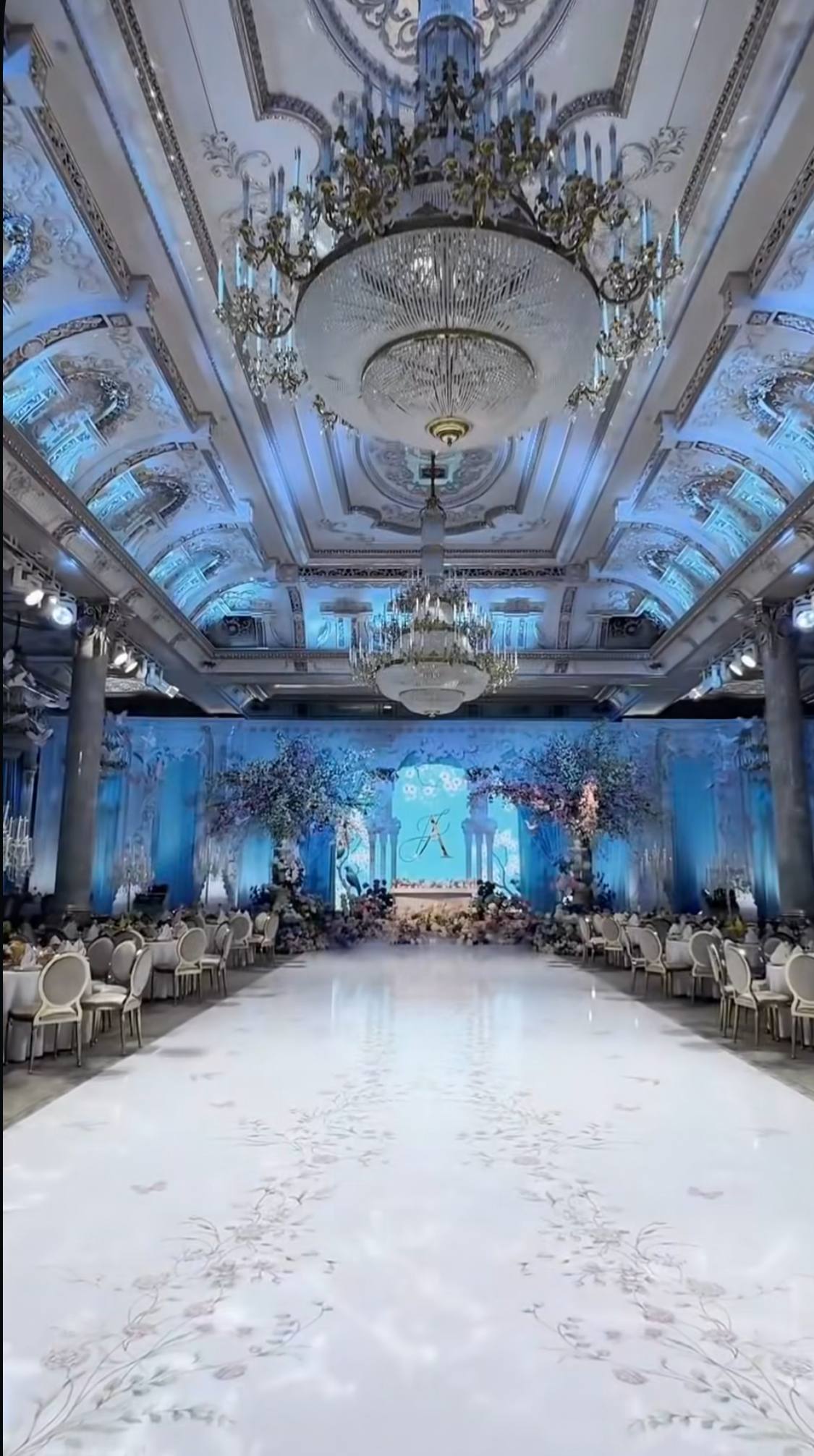 YAKKA SAROY | БАНКЕТНЫЙ ЗАЛ